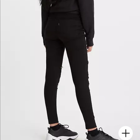🥳HOST PICK🥳 Levis Black High Rise Skinny Jeans - Picture 7 of 8